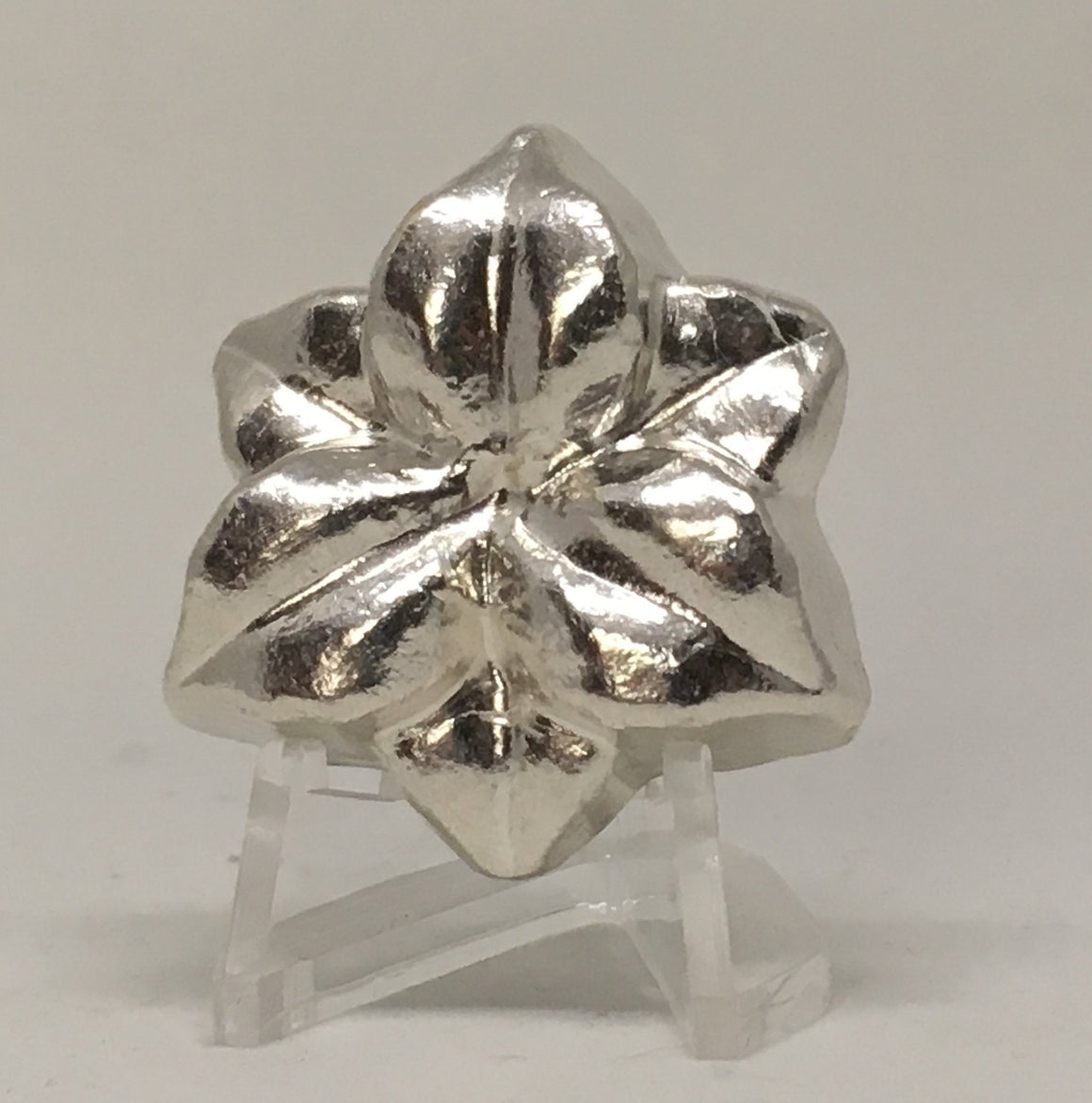 Trillium Flower by Pheli Mint, Hand Poured 3oz, .999 Silver
